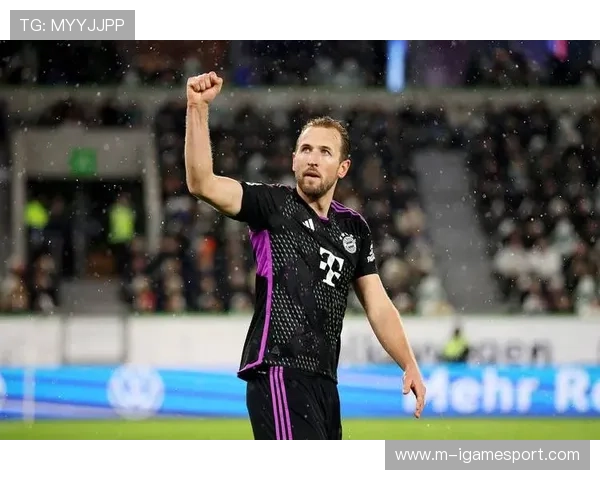 凯恩谈破莱万41球纪录:一切皆有可能,专注当下 凯恩谈破莱万41球纪录:一切皆有可能,专注当下